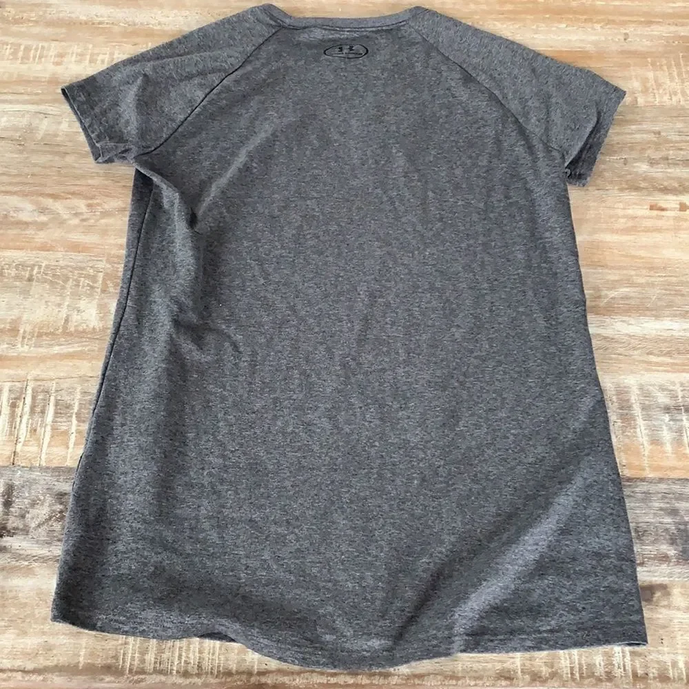 Under Armour gray loose fit heat gear